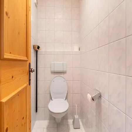 In A Quiet Location On The Outskirts Of Appartement