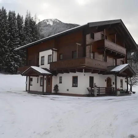 In A Quiet Location On The Outskirts Of Appartement