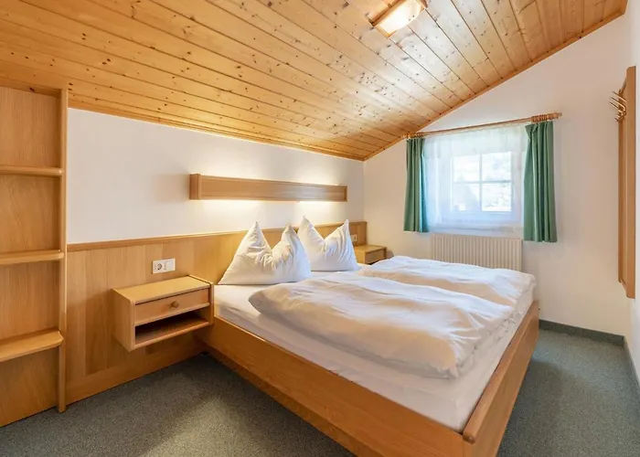 In Near Slopes * Mittersill